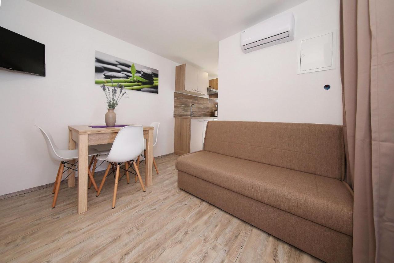 Mobile Home Plumeria 1 Biograd Na Moru Esterno foto